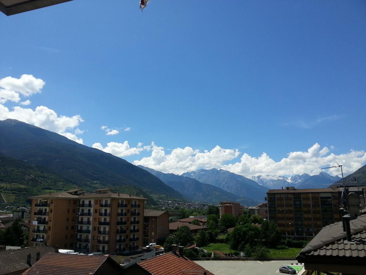Arc En Ciel Apartment Aosta Exterior foto